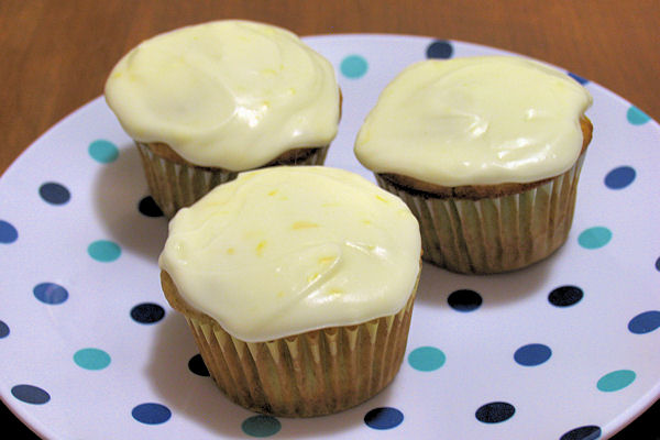 Pineapple Sour Cream Cupcakes