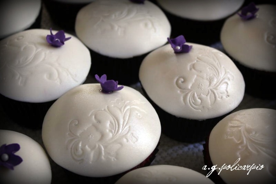 Purple and White Fondant Cake Purple and White Fondant Cake