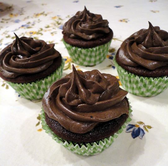 Reese Peanut Butter Cups Cupcakes Recipe