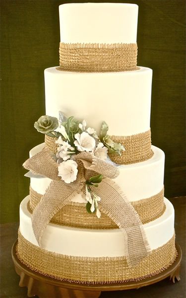 Rustic Burlap Wedding Cake
