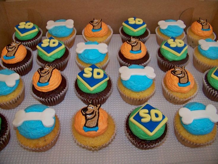 Scooby Doo Cupcake Cake