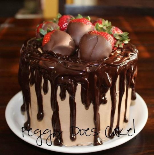 Strawberry Cake with Chocolate Drizzle