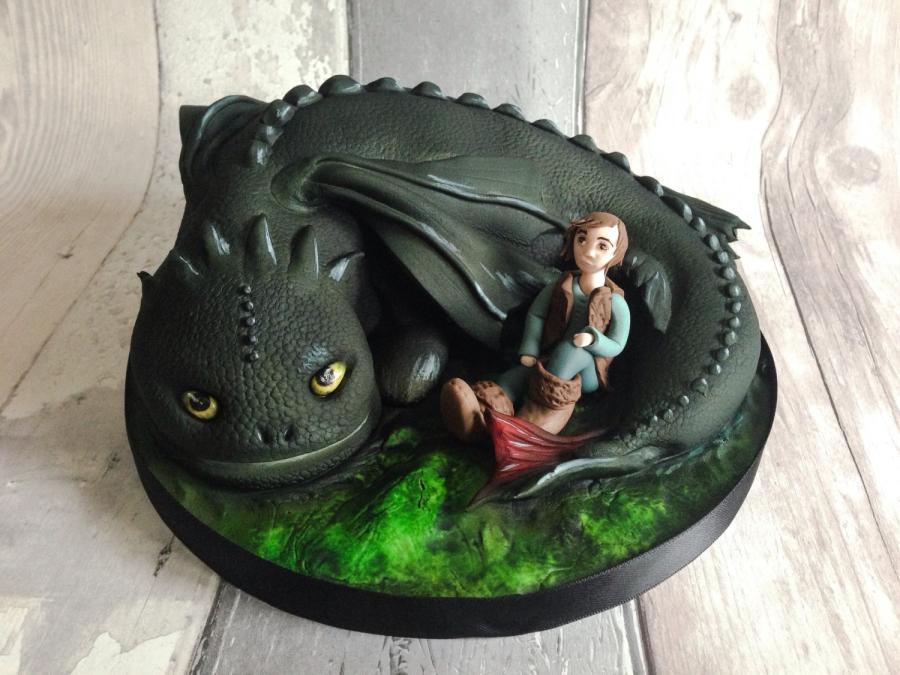 Toothless Dragon Birthday Cake