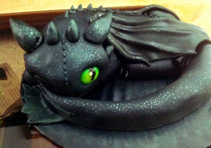 Toothless Night Fury Cake