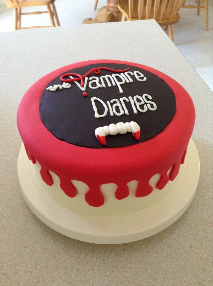 Vampire Diaries Cake