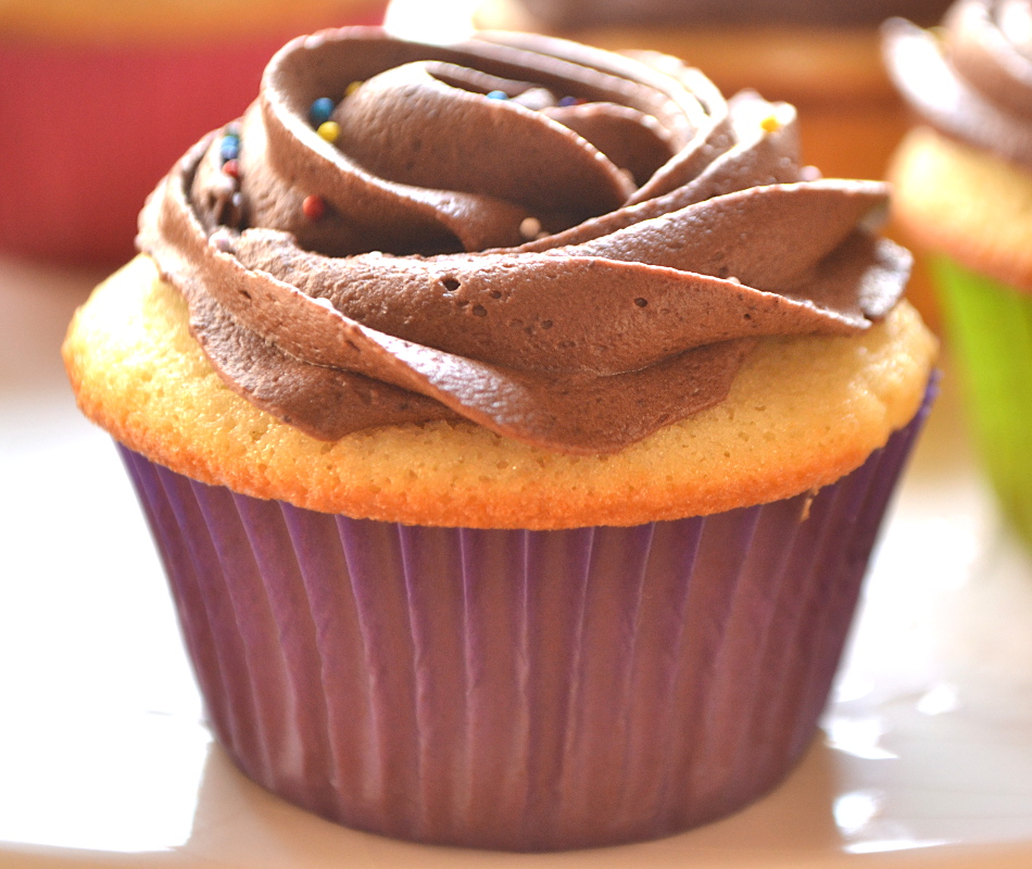 Vanilla Cupcakes with Chocolate Frosting