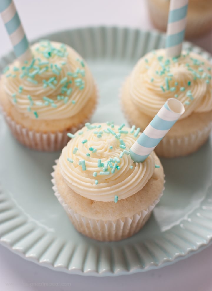 Wedding Cupcakes with Buttercream Frosting