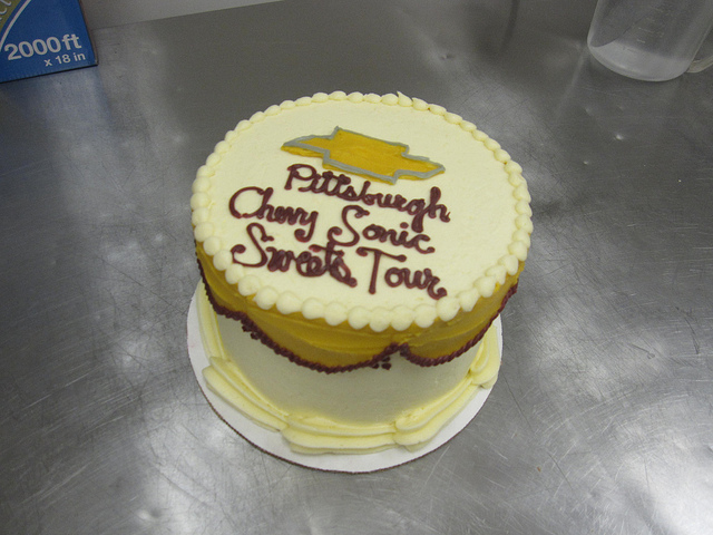 White Almond Cake with Raspberry Filling