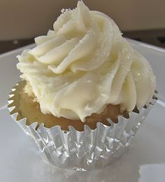 White Almond Wedding Cake Cupcakes
