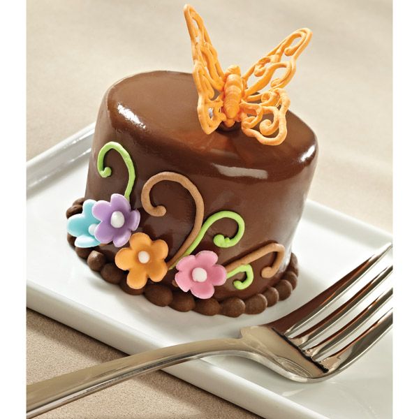Wilton Butterfly Cake Decorating