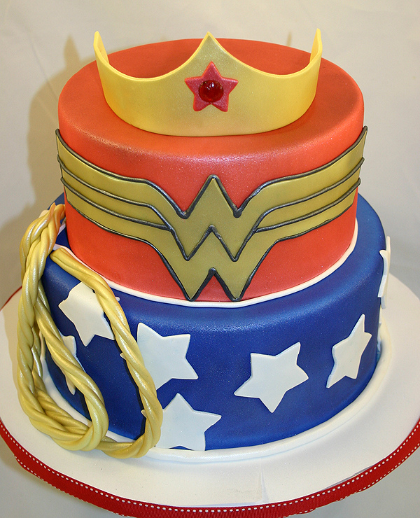 Wonder Woman Birthday Cake Wonder Woman Birthday Cake