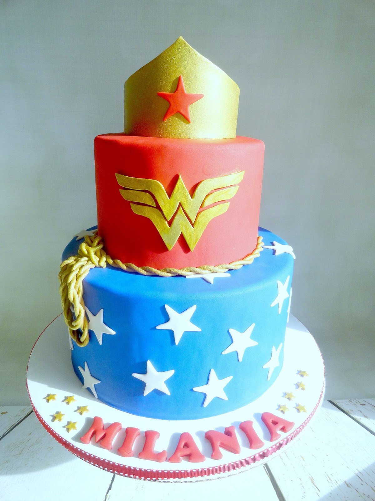 Wonder Woman Cake Wonder Woman Cake