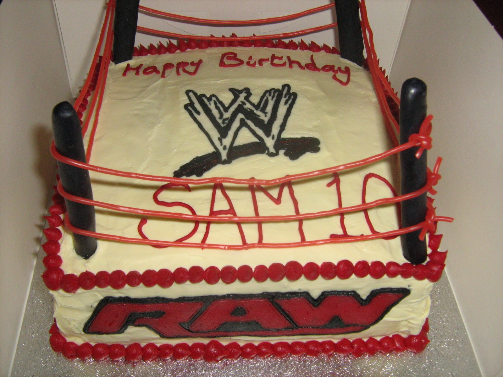 WWE Raw Birthday Cakes