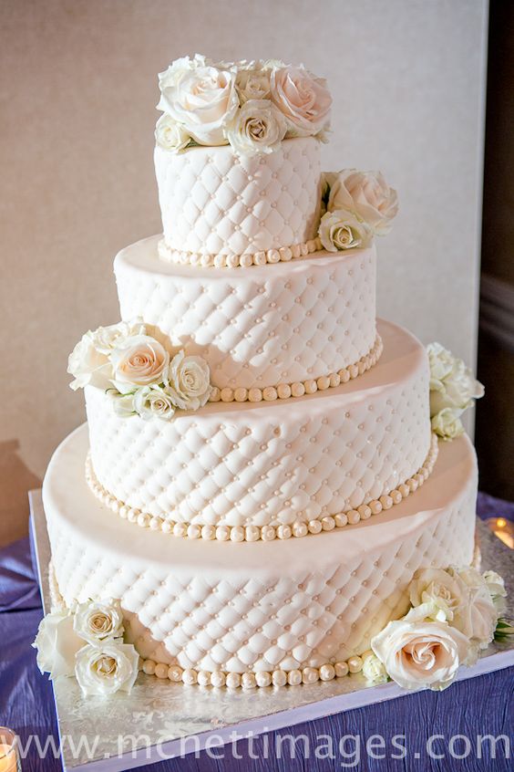4 Tier Wedding Cake 4 Tier Wedding Cake