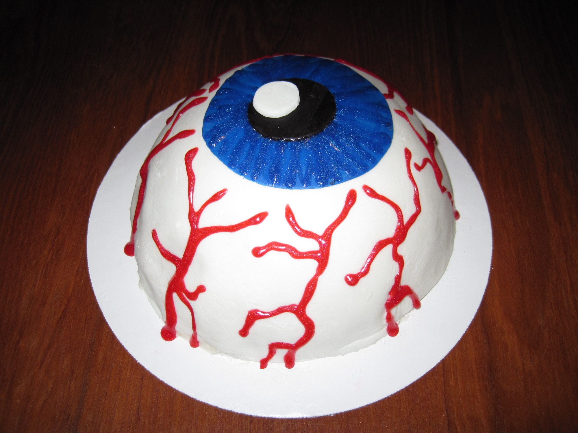 11 Photos of Cakes In The Shape Of Eyes 11 Photos of Cakes In The Shape Of Eyes