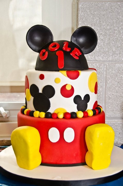 Cute Mickey Mouse Cake