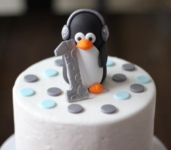 Fondant Penguin Cake Topper Fondant Penguin Cake Topper