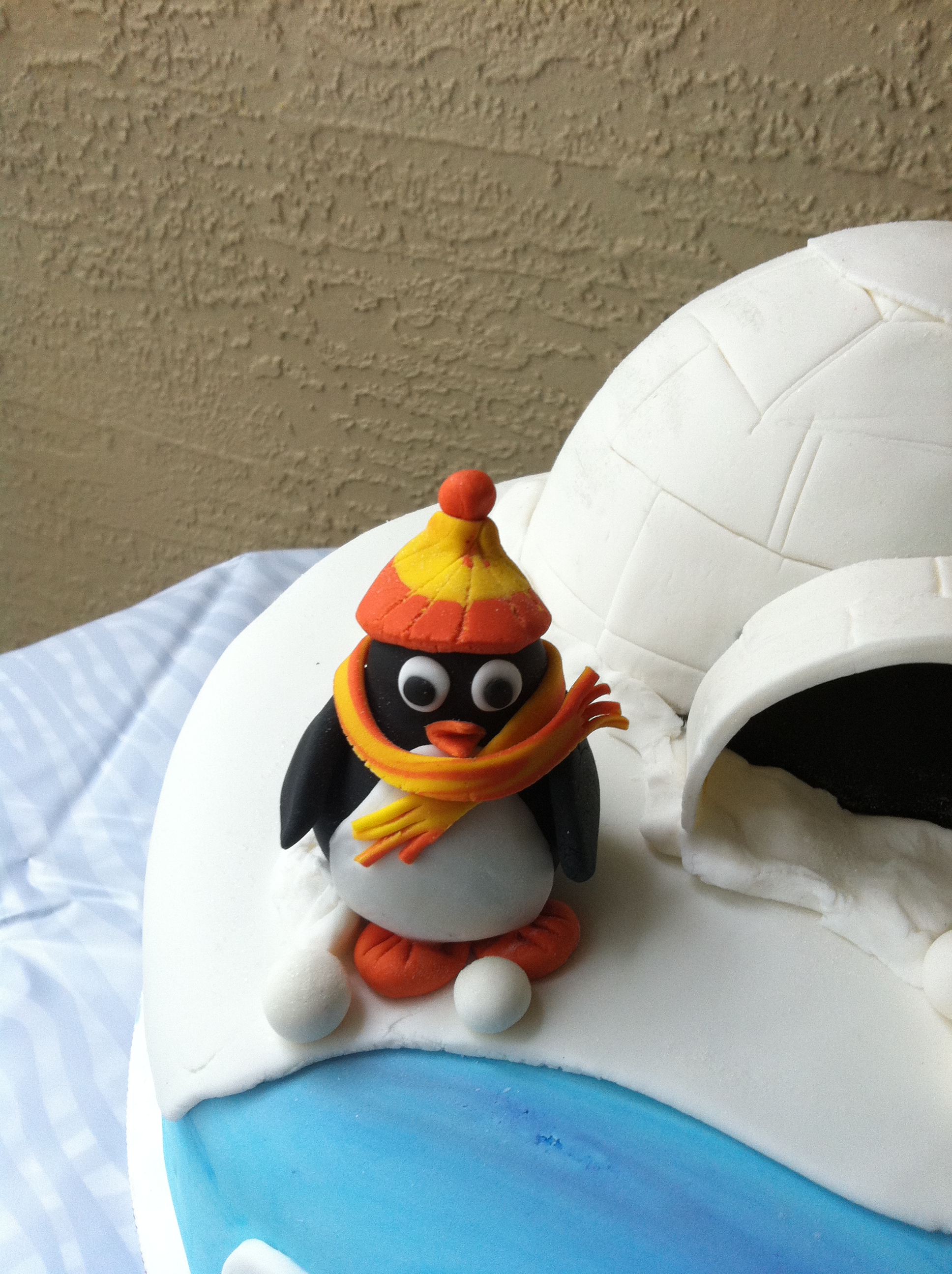 Fondant Penguin Cake Fondant Penguin Cake