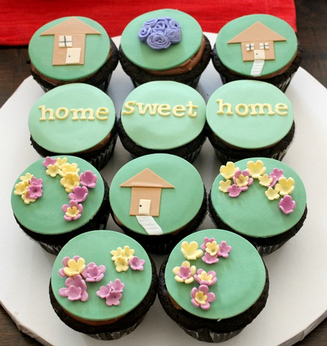 House Warming Party Cupcake House Warming Party Cupcake