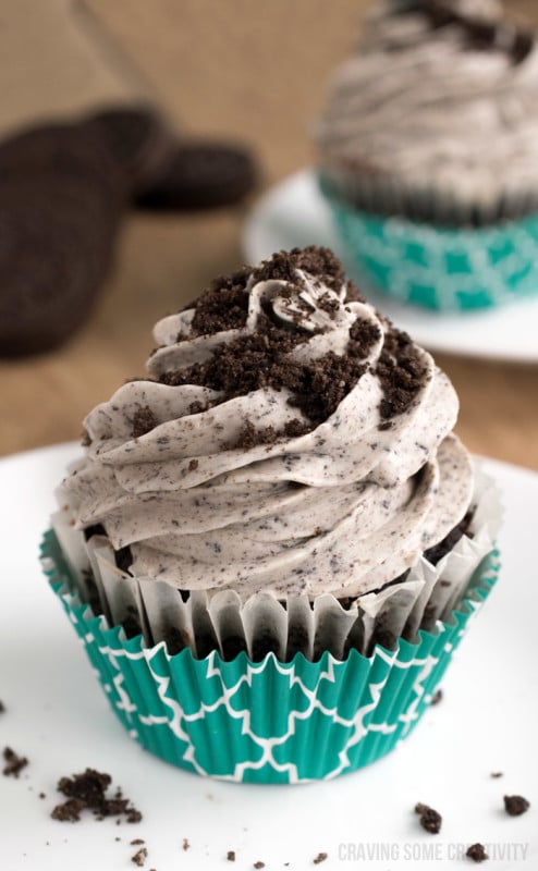 Oreo Cake with Cream Cheese Frosting Oreo Cake with Cream Cheese Frosting