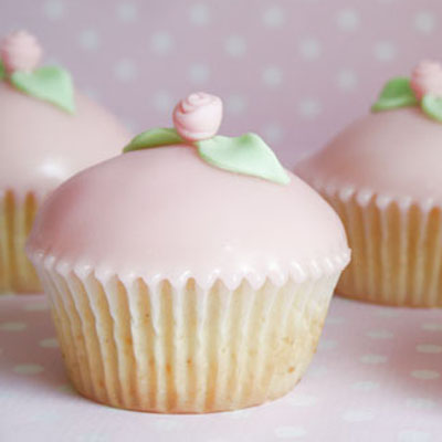 Poured Fondant Cupcakes Poured Fondant Cupcakes
