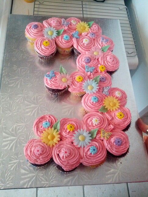 Pull Apart Cupcake Cake Number 3 Pull Apart Cupcake Cake Number 3