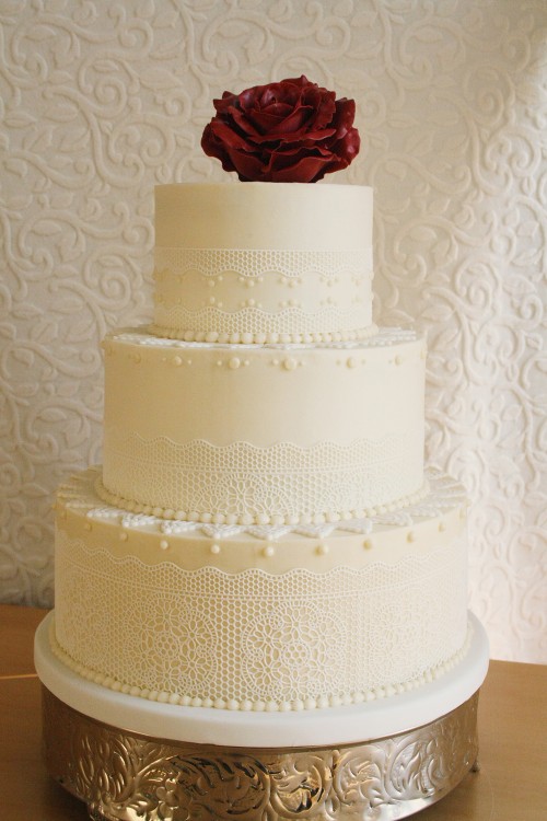 Wedding Cake with Lace Wedding Cake with Lace