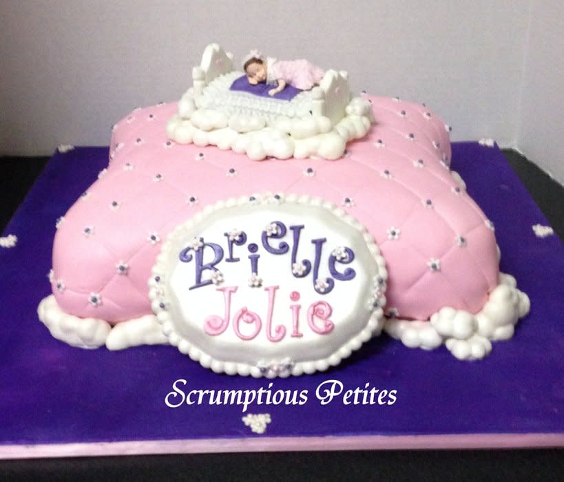 Baby Shower Pillow Cake Baby Shower Pillow Cake