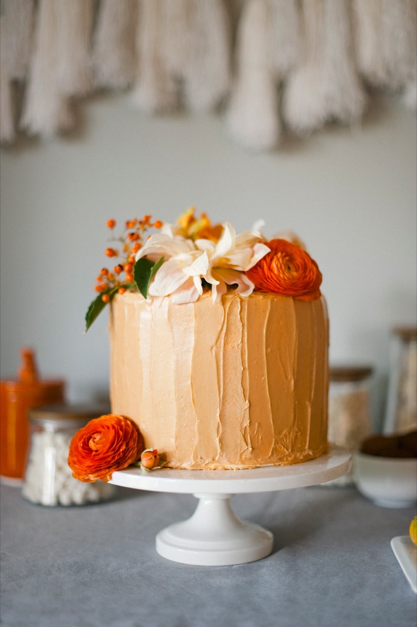 Beautiful Thanksgiving Cake