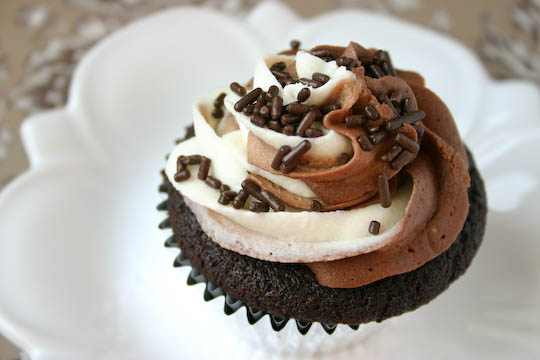 Chocolate Chip Cheesecake Cupcakes Chocolate Chip Cheesecake Cupcakes