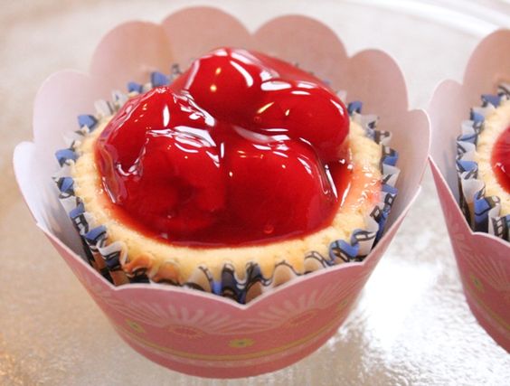 Cream Cheese Cherry Tarts with Vanilla Wafers Cream Cheese Cherry Tarts with Vanilla Wafers