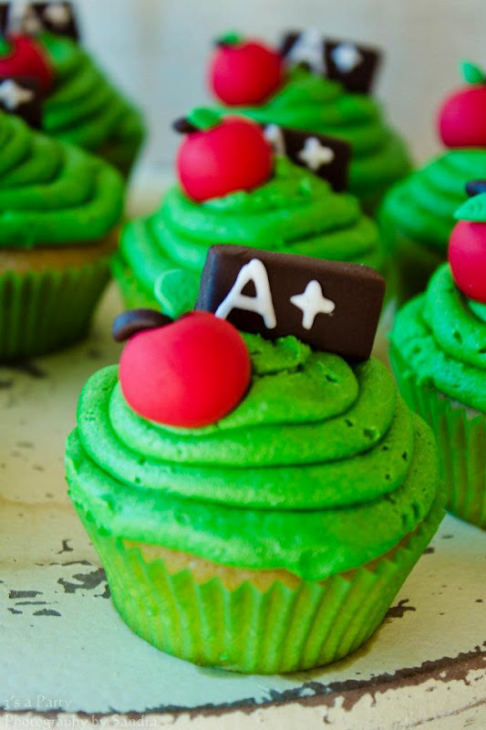 Cupcake Graduation Party Ideas