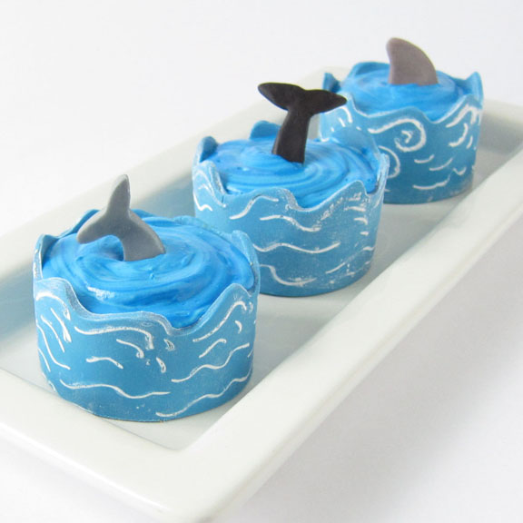 Edible Cupcake Wrapper Waves