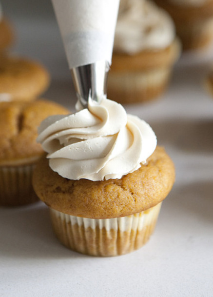 Gluten Free Pumpkin Cheesecake Cupcakes