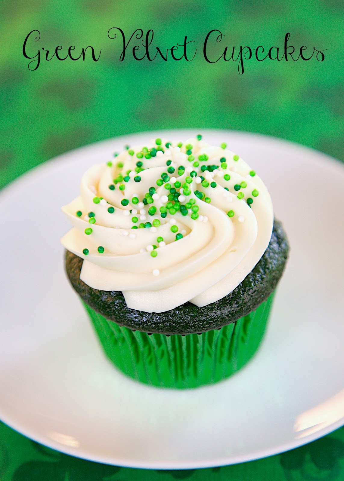 Green Cupcakes with Frosting