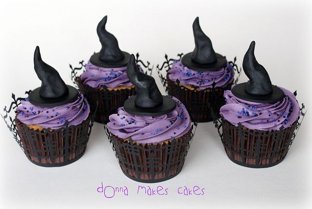 Halloween Witches Hat Cupcakes