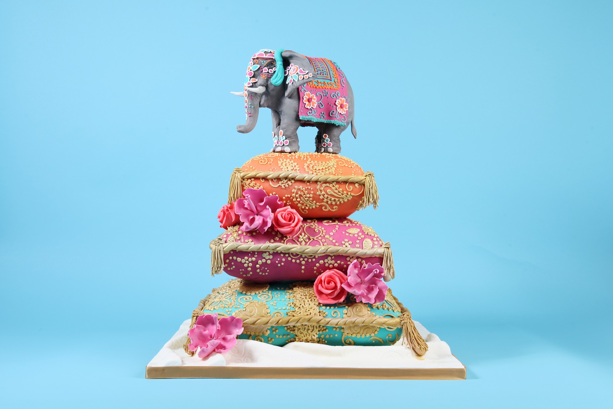 11 Indian Wedding Cakes With Henna And Elephants Photo Indian