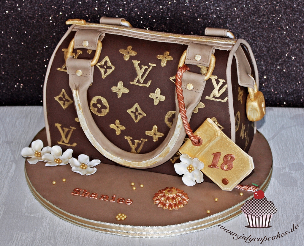 9 Photos of Louis Vuitton Square Cakes 9 Photos of Louis Vuitton Square Cakes
