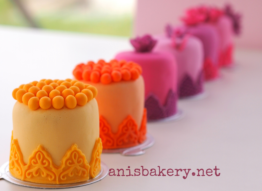 Mini Fondant Cake Mini Fondant Cake