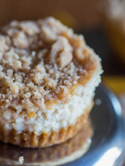 Pumpkin Streusel Cheesecake Cupcakes