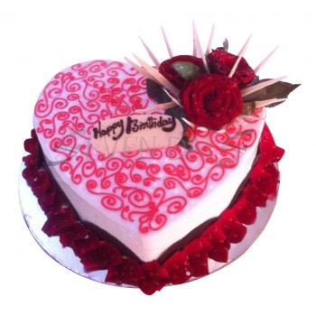 Red Roses with Heart Shape Cake Red Roses with Heart Shape Cake