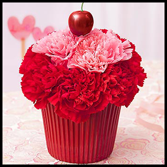 Valentine's Day Flower Cupcake