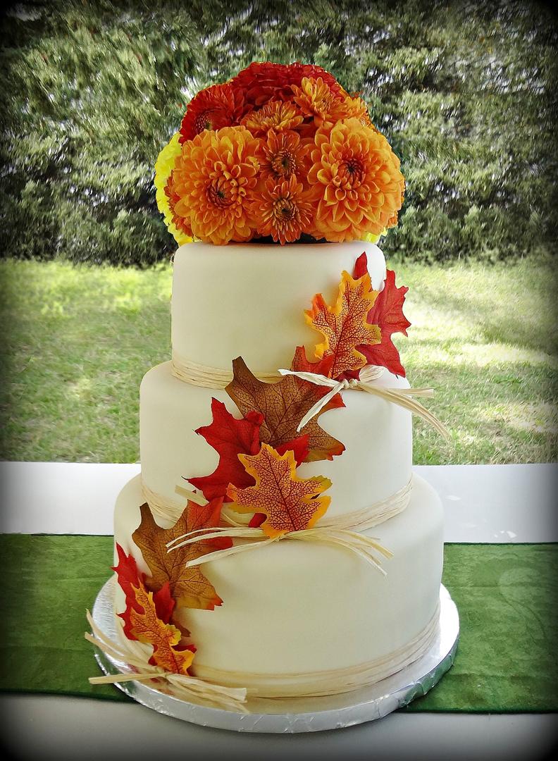 Beautiful Fall Wedding Cake