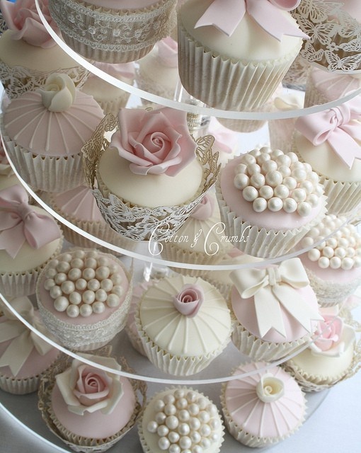 6 Photos of Elegant Bridal Shower Cupcakes