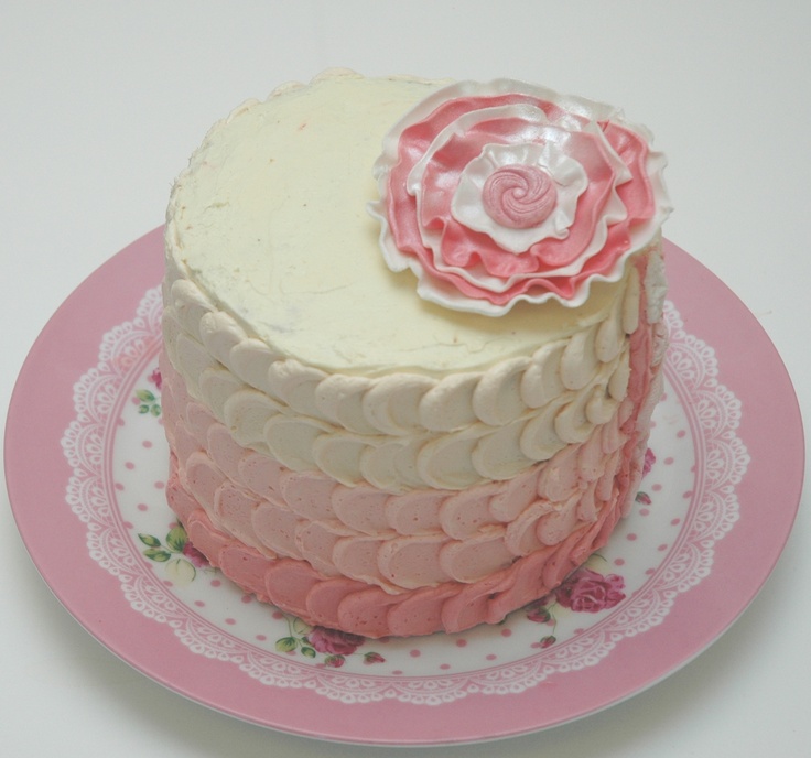 Buttercream Petal Cake Tutorial Buttercream Petal Cake Tutorial