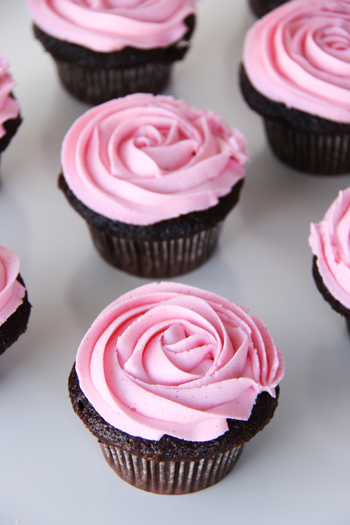 Chocolate Cupcakes with Buttercream Frosting