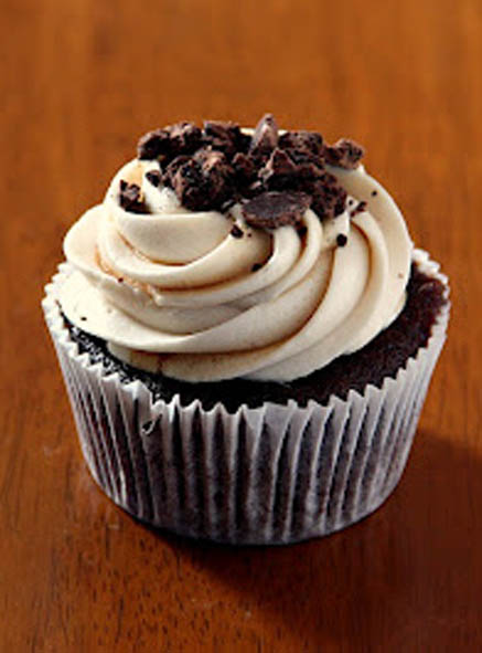 Chocolate Cupcakes with Cream Cheese Frosting