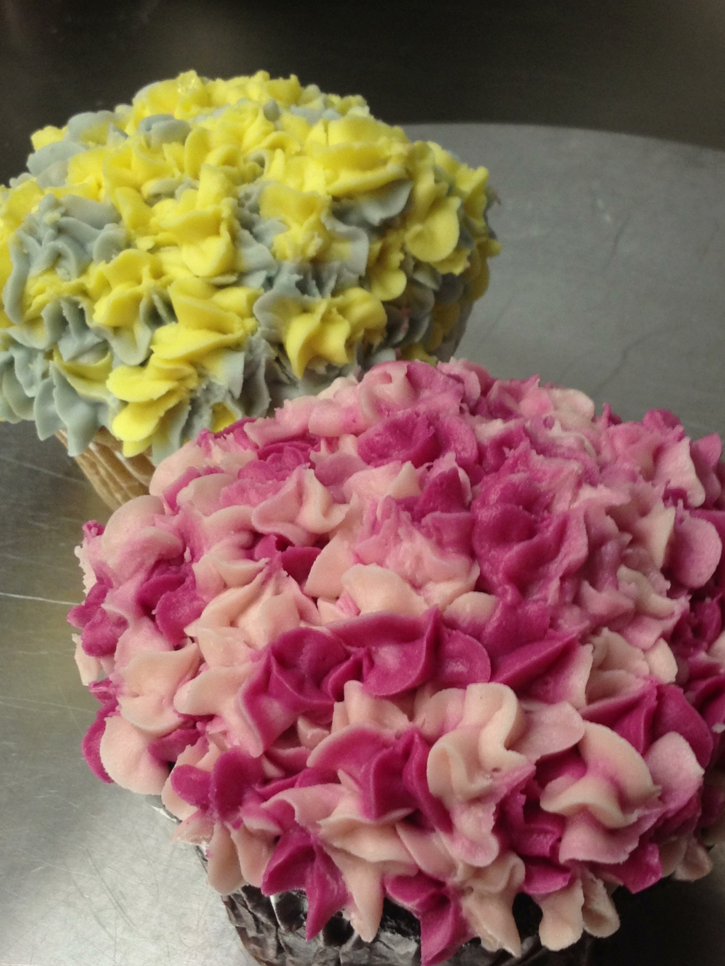 Cupcake Buttercream Hydrangea