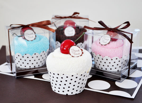 Cupcake Towel Party Favor