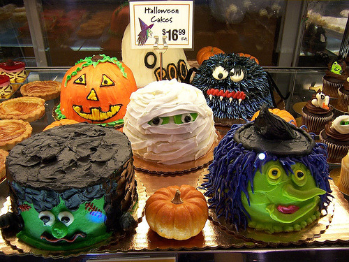 Cute Halloween Cake